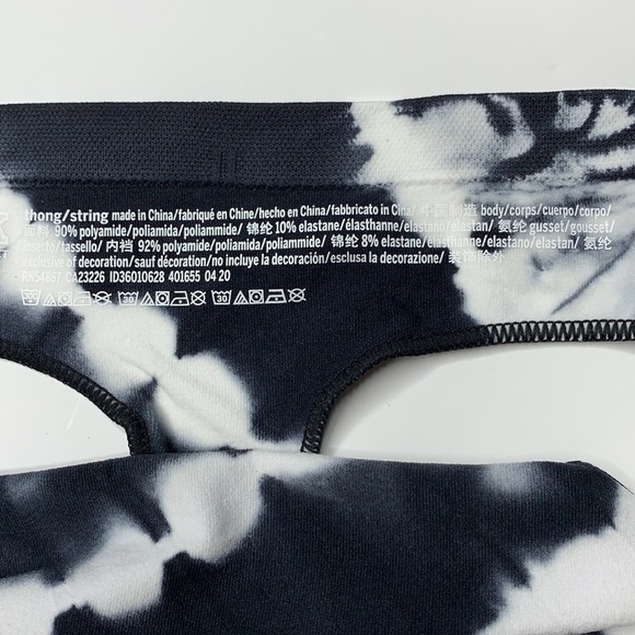 VS PINK Thong Panty - Picture 7 of 7